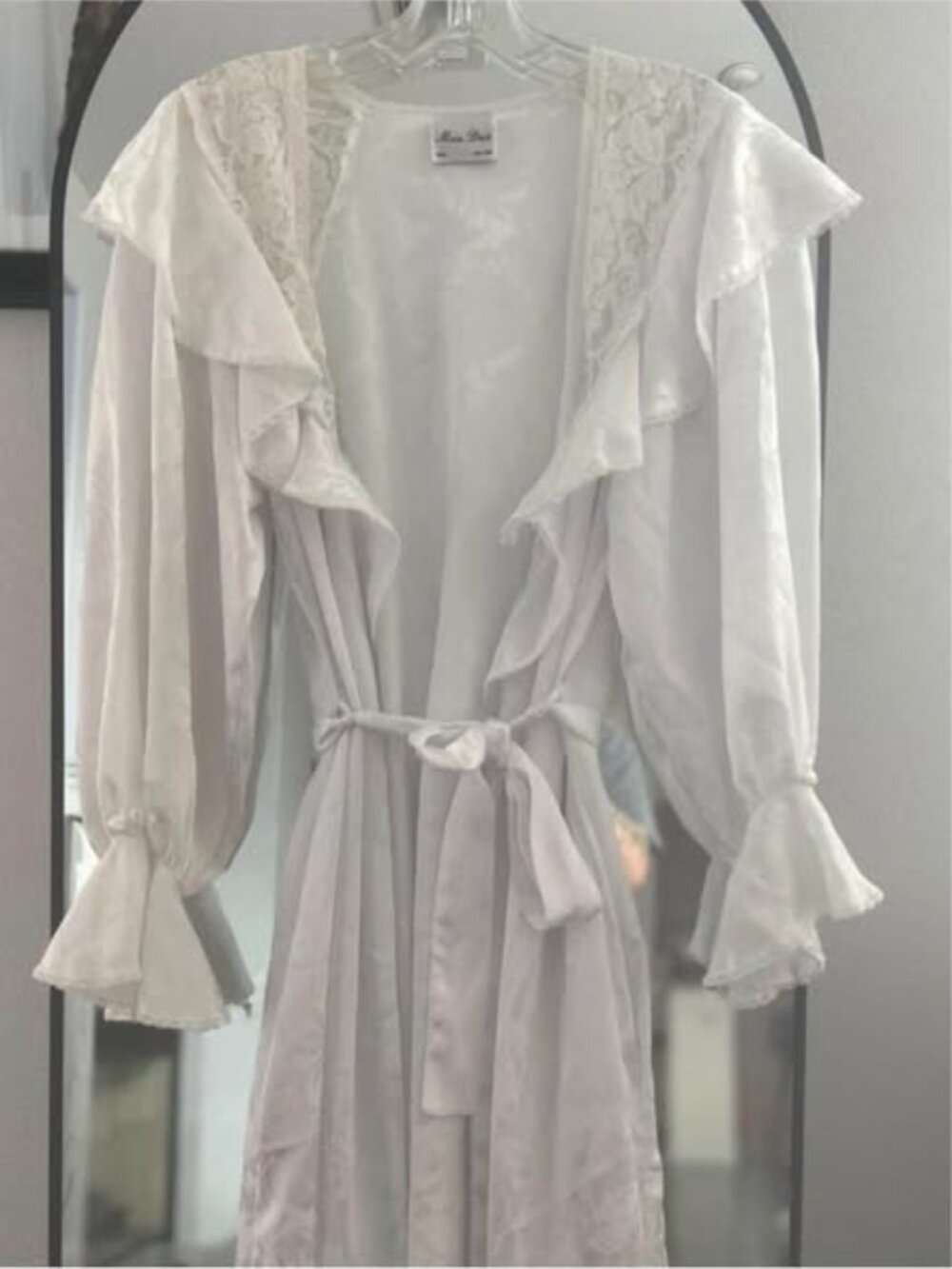 White Lace-Trim Women’s Robe with Tie Belt